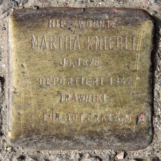 Stolperstein en memoria de Martha Kniebel