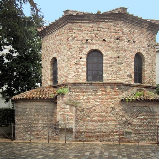 Batistério dos arianos