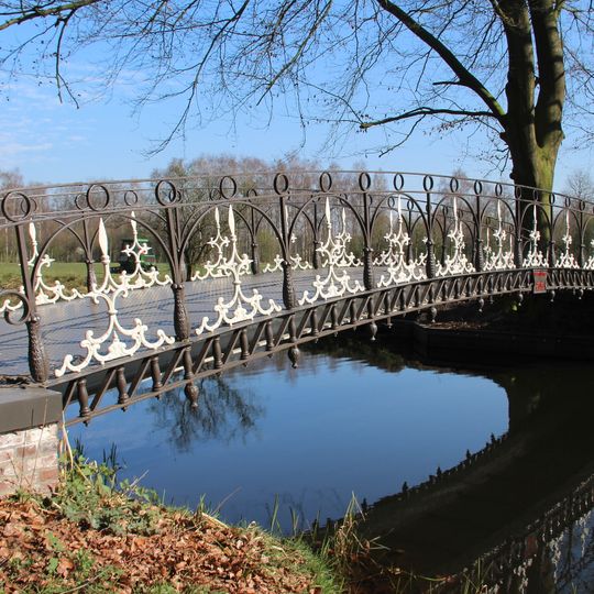 Gietijzeren boogbrug