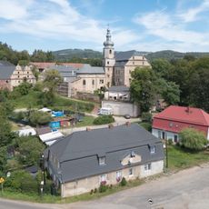 Sarny Palace