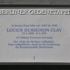 Lucius D Clay
