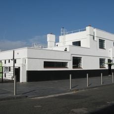 The White House, 68-70 Niddrie Mains Road, Edinburgh