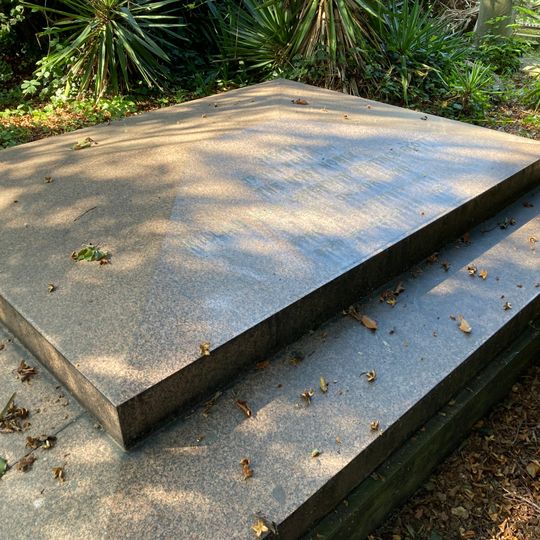Tomb Of William Cavendish-Bentinck, 5Th Duke Of Portland