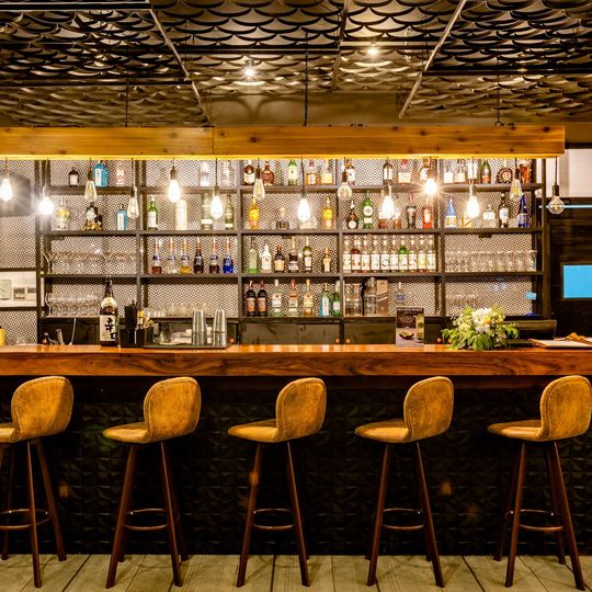 Propeller Rooftop Bar HCM