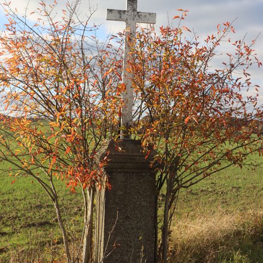 Kříž u silnice 392 u Kralic nad Oslavou