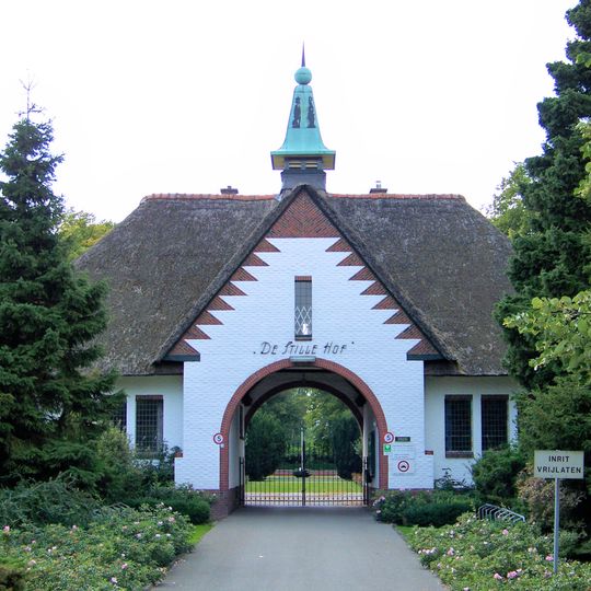 De Stille Hof, poortgebouw