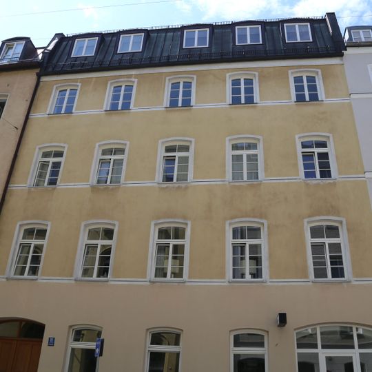 Mietshaus Fürstenstraße 11