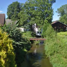 Lávka přes náhon v Lásenici