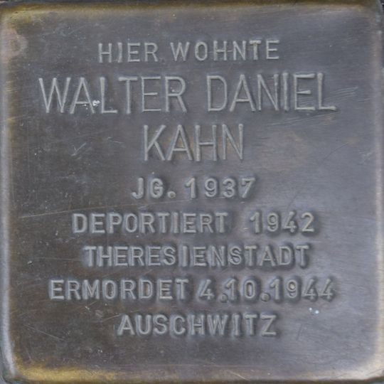Stolperstein en memoria de Walter Daniel Kahn