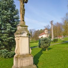 Kříž v Domašově nad Bystřicí na náměstí