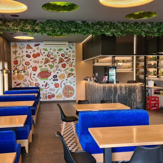 Pizzeria "Gusto"