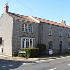 No 10 And Railed Forecourt