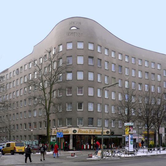 Edifício Bonjour Tristesse