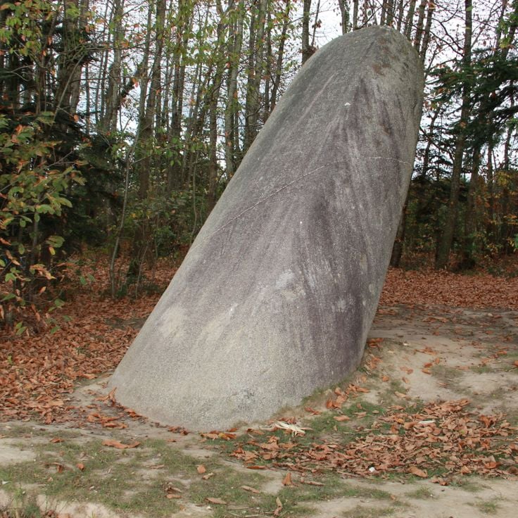 Menhir de la Tremblais