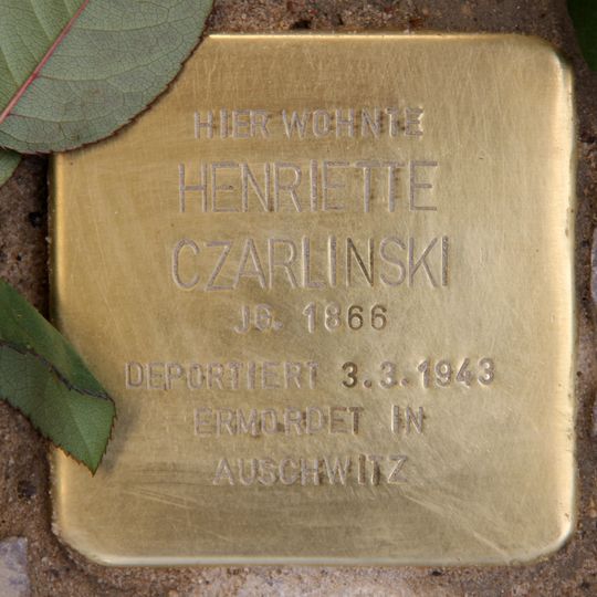 Stolperstein dedicated to Henriette Czarlinski