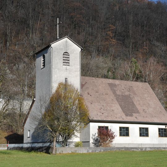 Pfarrkirche Heiligste Dreifaltigkeit Bings