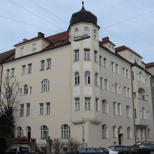 Mietshaus