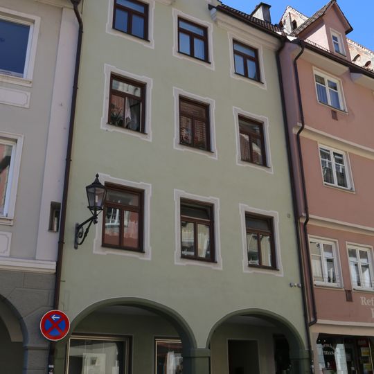 Wohn- und Geschäftshaus