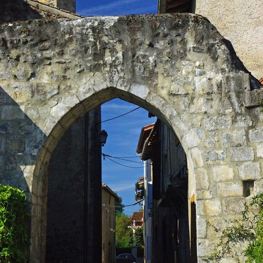 Porte de ville de Montjoie-en-Couserans