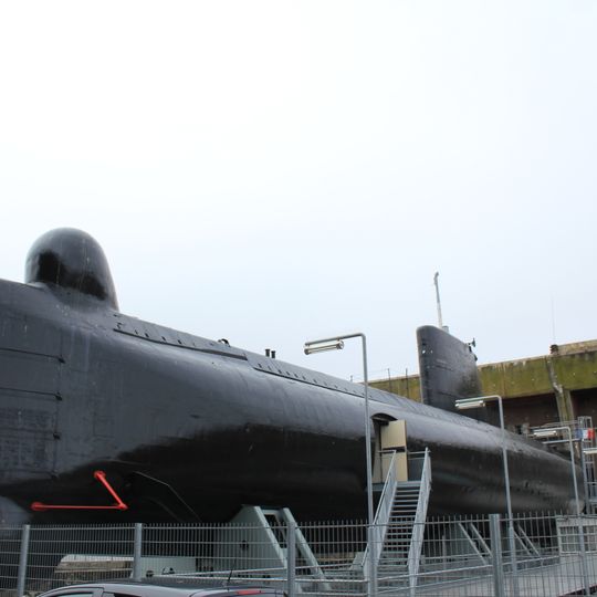 Onderzeeboot Flore, onderzoekscentrum