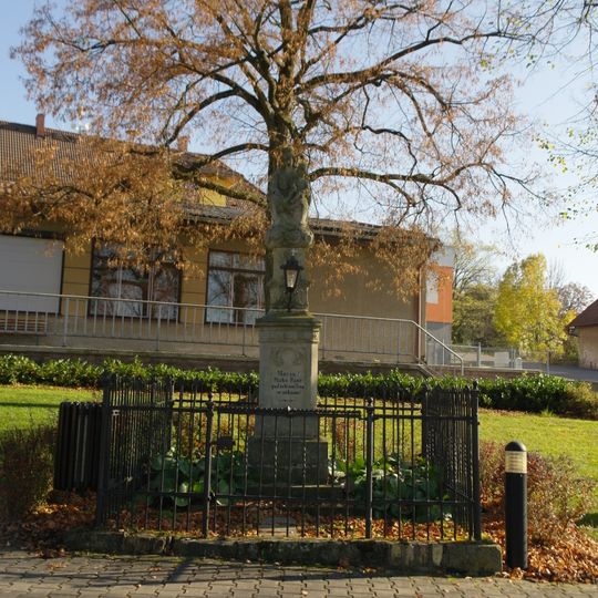 Socha panny Marie v Bílém Újezdě u Dobrušky