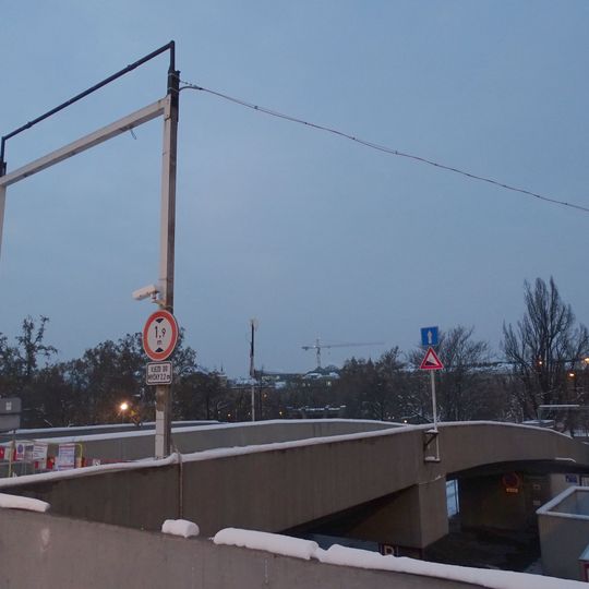 Rampa A parkoviště Hlavní nádraží - severní výjezd přímý