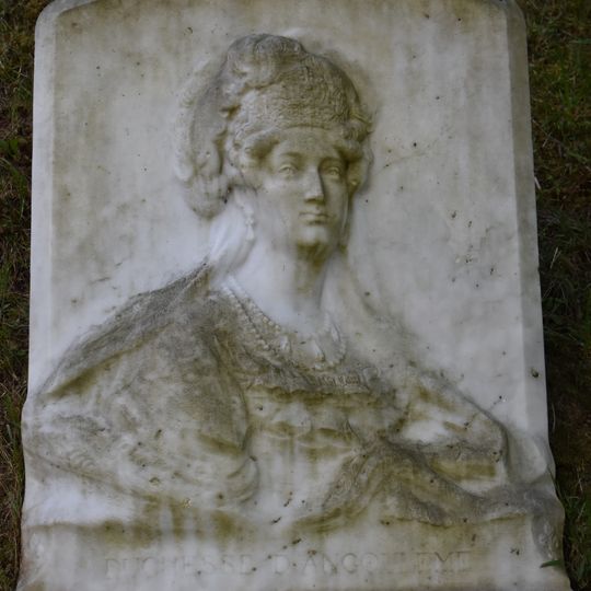 Monument à Marguerite d'Angoulême