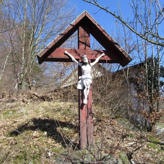 Dřevěný kříž na okraji Štědrákovy Lhoty