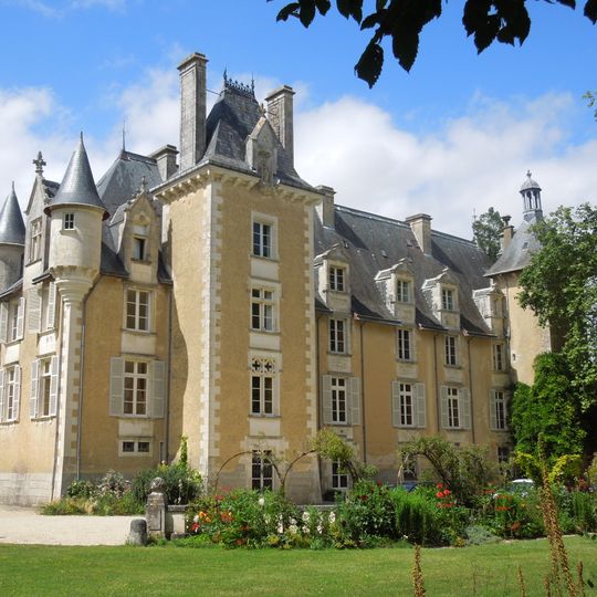 Château de Saint-Julien-l'Ars