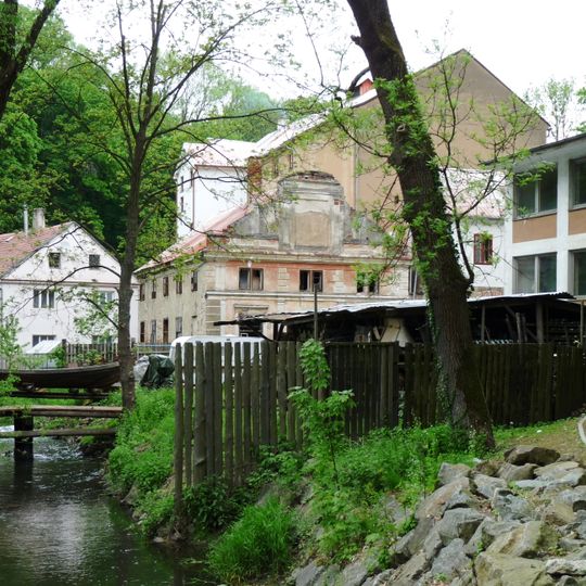 Lázeňský dům Housova mlýna