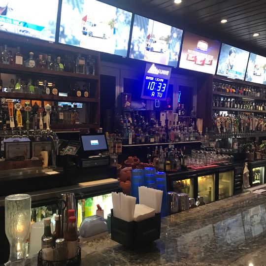 El Nuevo Vallarta Sports Bar & Grill