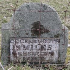Milestone, High Hill, Great Crosthwaite, nr pedestrian bridge