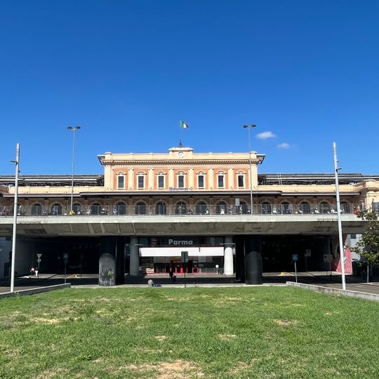 Piazza Carlo Alberto Dalla Chiesa