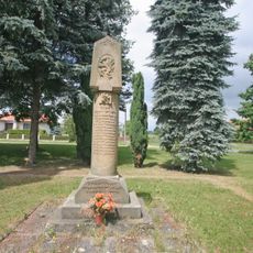 Památník padlým v 1 světové válce v Rokytně na návsi
