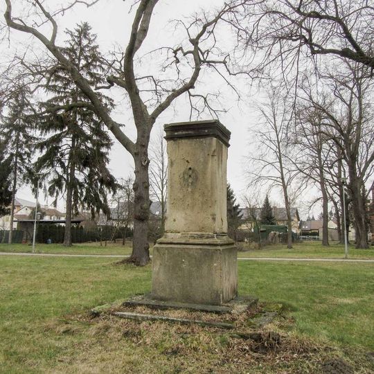 Podstavec ve Štěpánově u kostela svaté Barbory