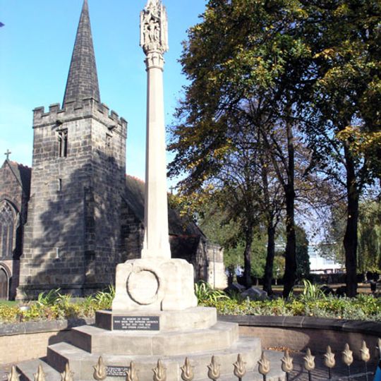 War Memorial to 6 Metres South West of St Laurences's Church