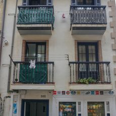 Casa Nagusia 2 / Aldamar 1