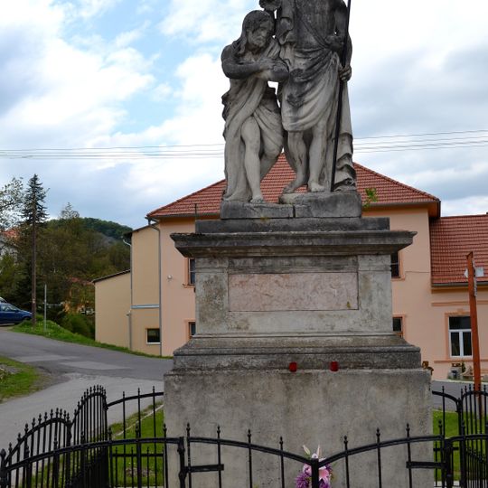 Súsošie pokrstenia Krista, socha