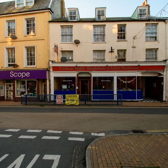 13 And 14, High Street