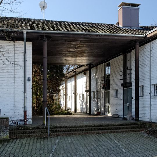 Franz-Jürgens-Straße 12