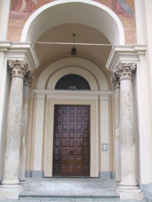 Entrance 2