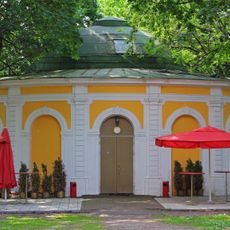 Охотничий домик у оврага (Якиманка)