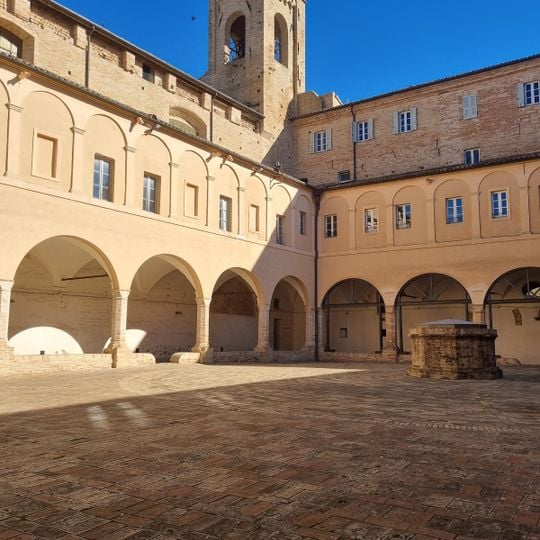 Torre del Passero Solitario