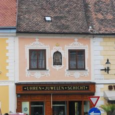 Wohn- und Geschäftshaus