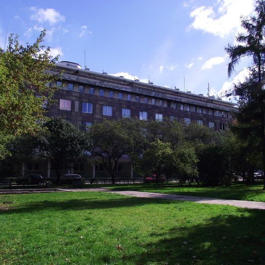 Blok przy ulicy Boya-Żeleńskiego 4