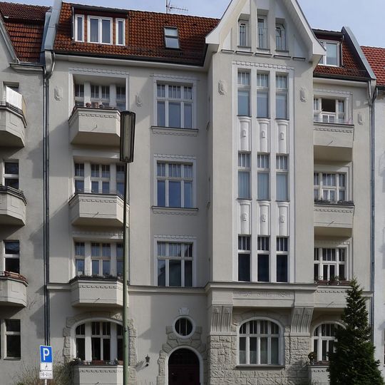 Mietshaus Südwestkorso 63A
