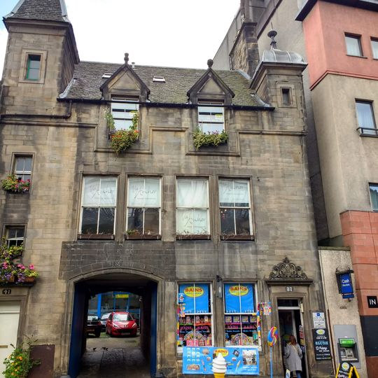 Edinburgh, 37 - 39 Grassmarket, Heriot Bakery