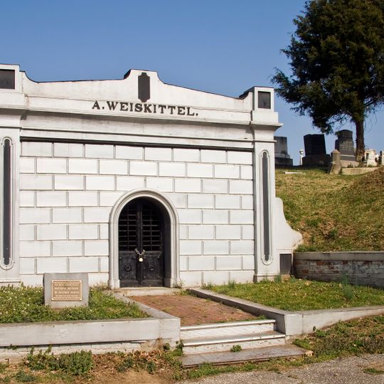 Weiskittel-Roehle Burial Vault