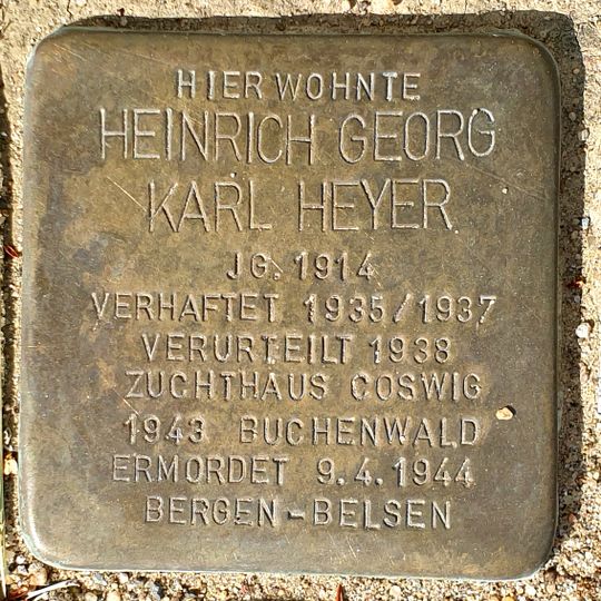 Stolperstein à la mémoire de Heinrich Georg Karl Heyer