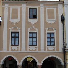 Náměstí Zachariáše z Hradce 8